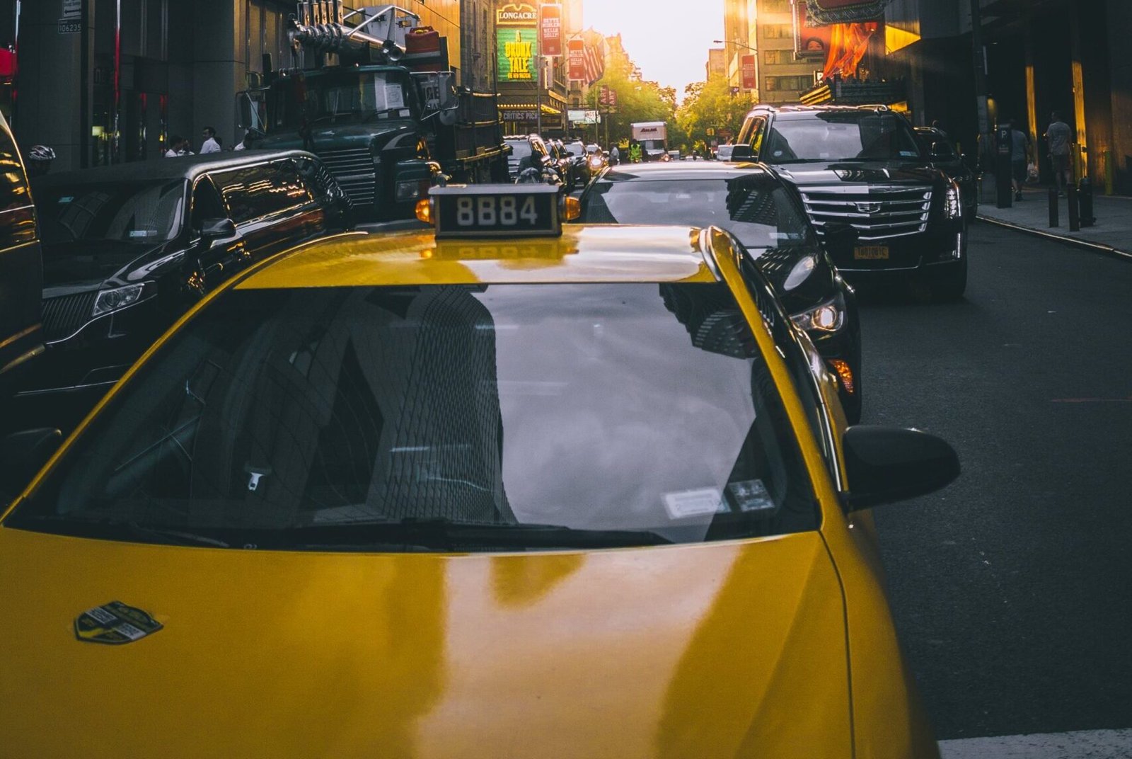 5 Tips for Safe Taxi Travel: Essential Checks and Considerations